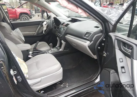 2014 Subaru Forester 2.5I Limited z USA, uszkodzony, nr VIN JF2SJAHC1EH421374